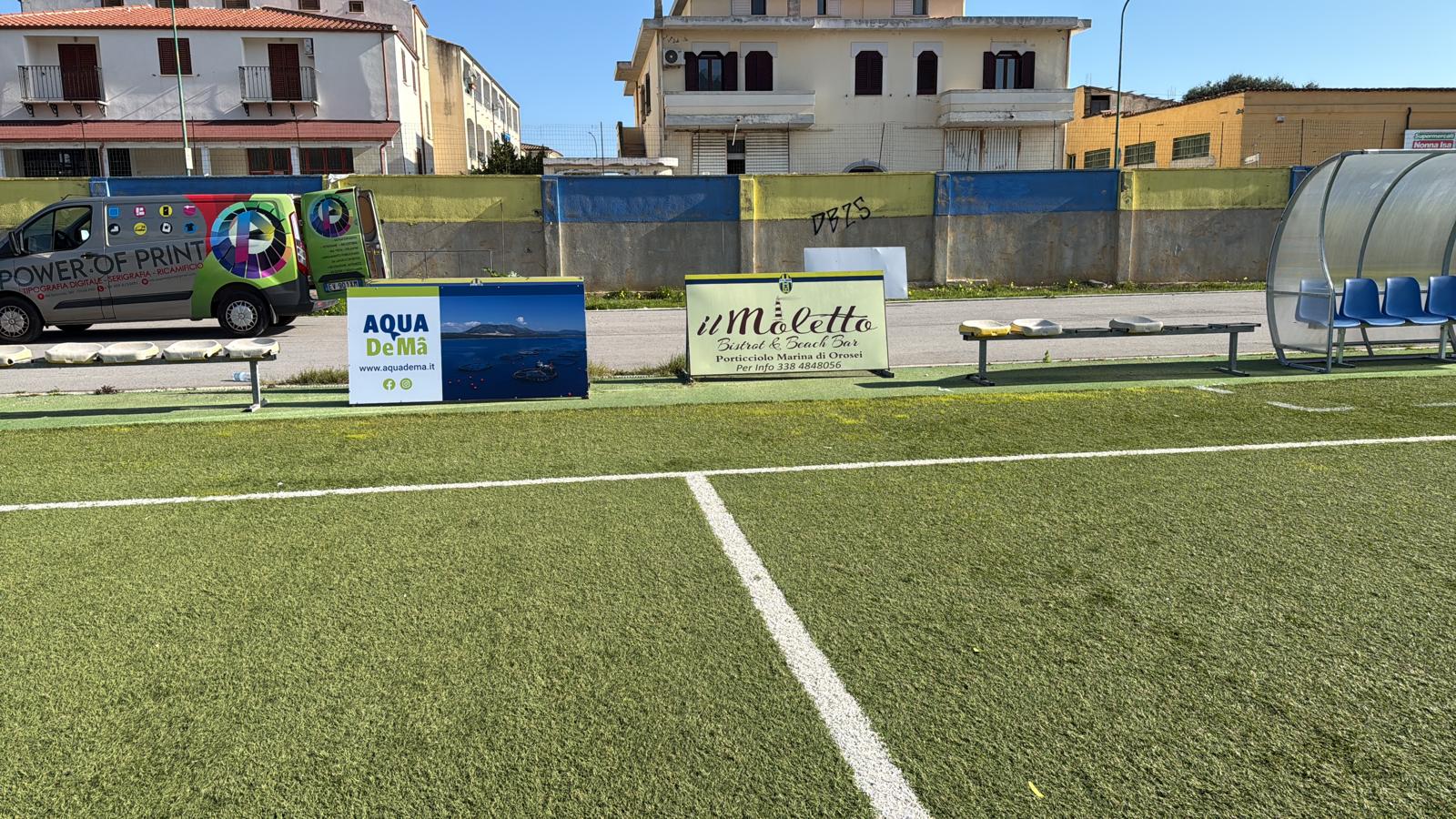 Pannelli pubblicitari campo da calcio
